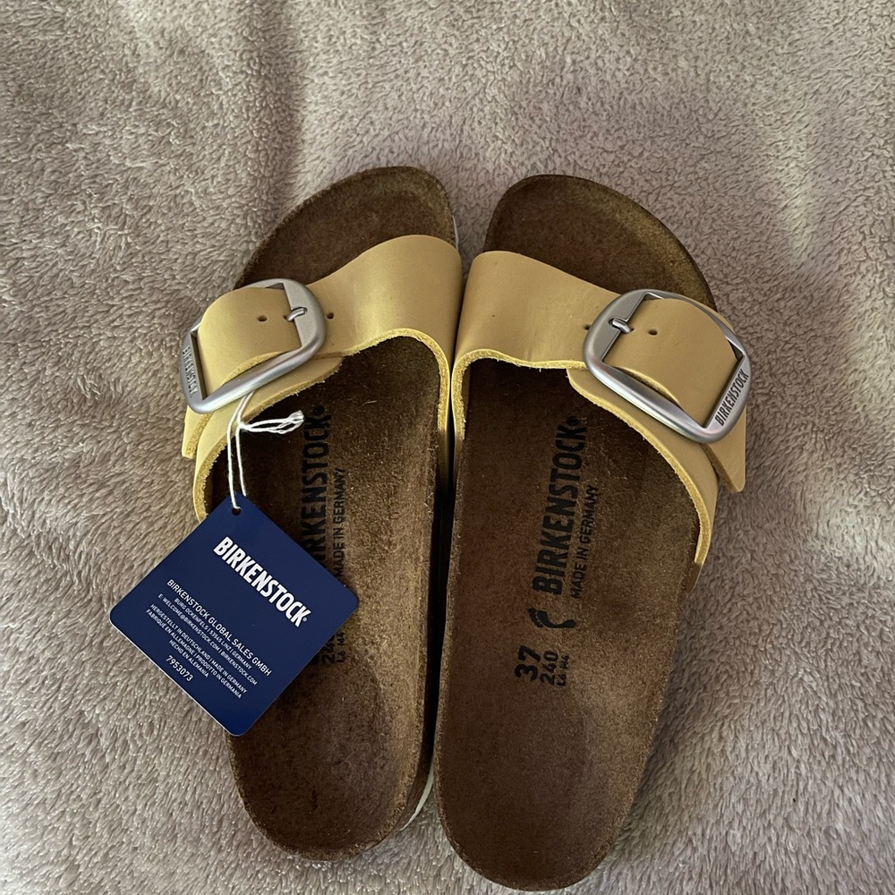 Birkenstock Madrid big buckle sz 37 in popcorn nubuck